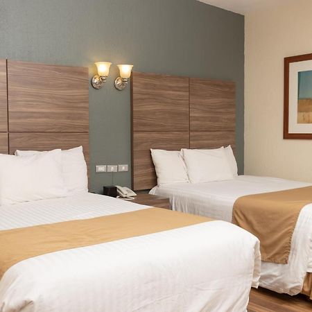 Best Western Cumbres Inn Cd. Cuauhtemoc Extérieur photo