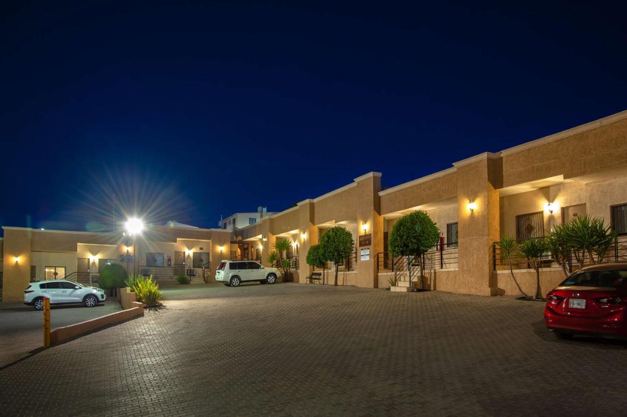 Best Western Cumbres Inn Cd. Cuauhtemoc Extérieur photo