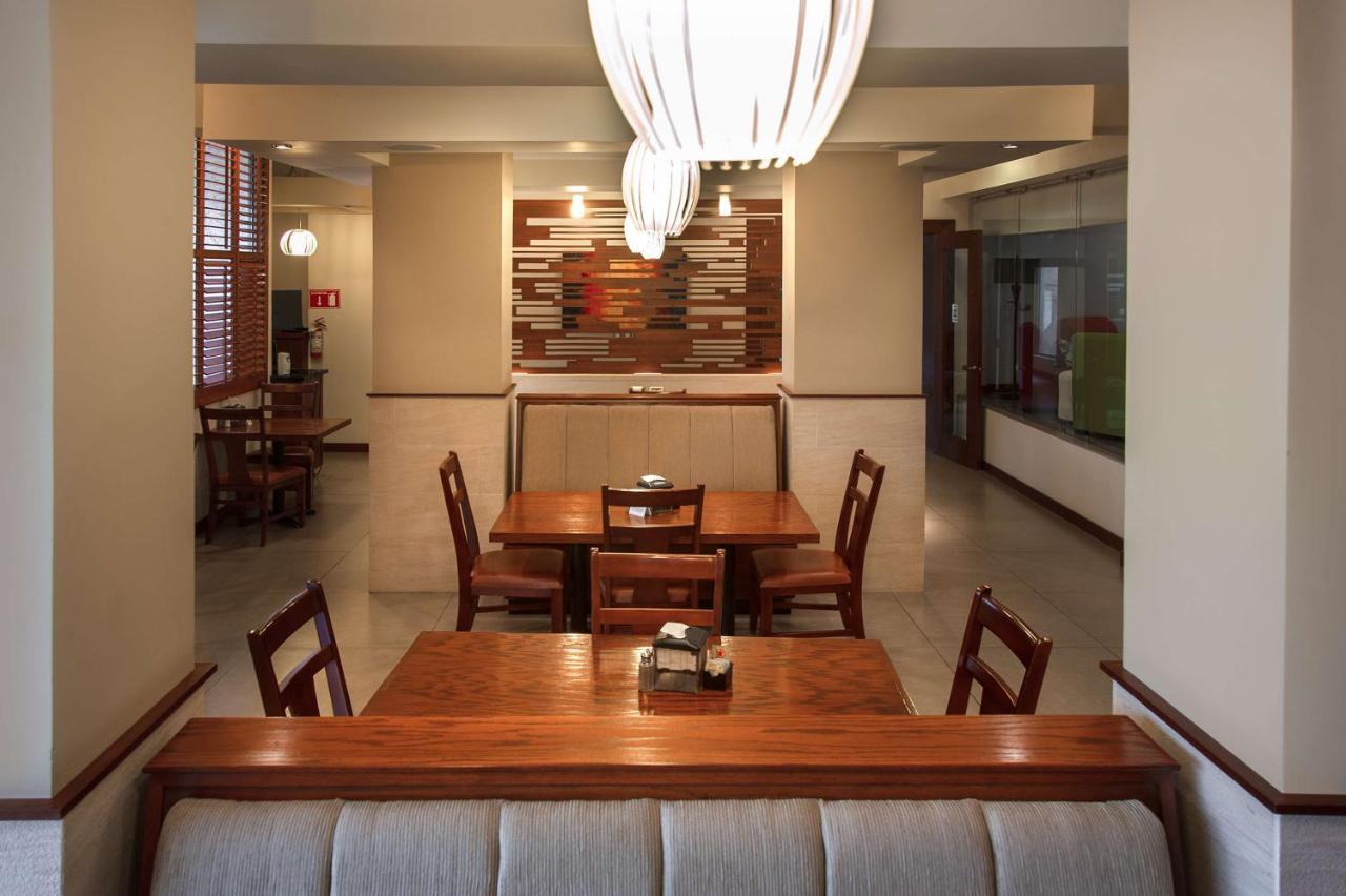 Best Western Cumbres Inn Cd. Cuauhtemoc Extérieur photo