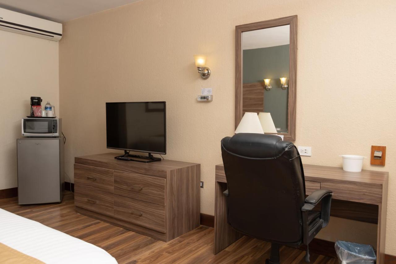 Best Western Cumbres Inn Cd. Cuauhtemoc Extérieur photo