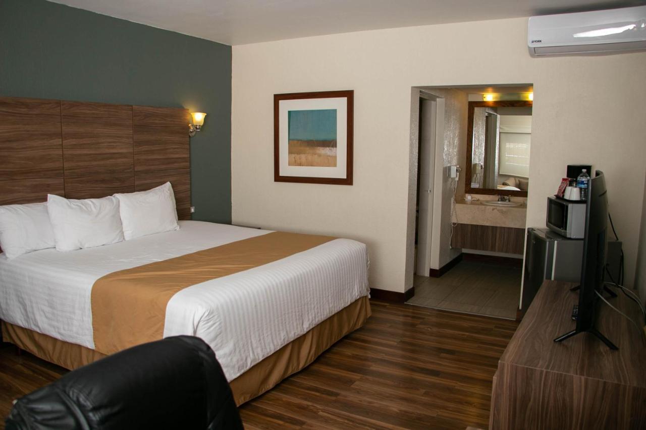 Best Western Cumbres Inn Cd. Cuauhtemoc Extérieur photo