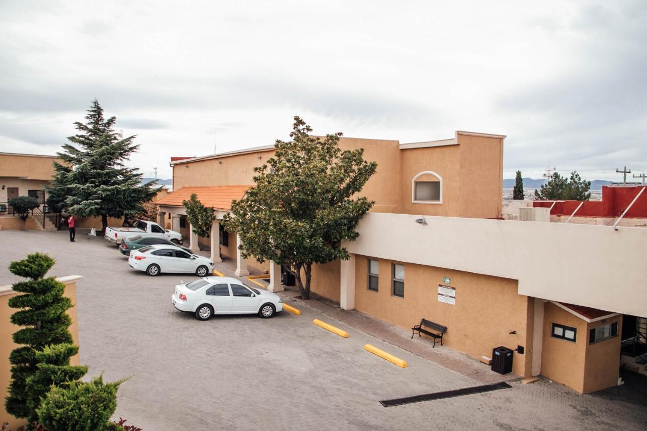 Best Western Cumbres Inn Cd. Cuauhtemoc Extérieur photo